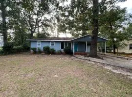 Minimalist-Modern Home with Keyless Entry and Parking