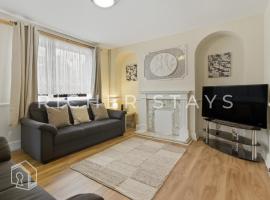 Spacious 3BR House in Tilbury, Driveway and Garden, Hotel in Tilbury