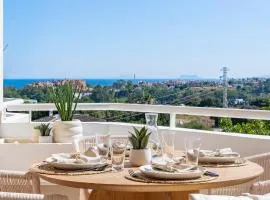 Ultimate Rentals - Casa Sea View Estepona - 800 m van Laguna Beach Club