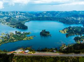 Wenchi Eco-lodge, hotel in Dirē Kʼalu