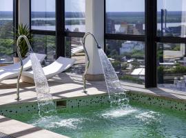 Viesnīca Mercure Rosario pilsētā Rosario