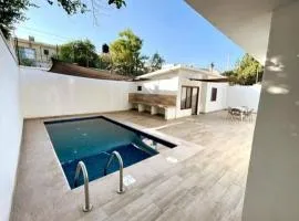 Casa Céntrica con Alberca!