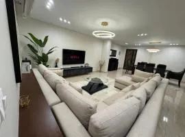 Charming Apartment - Near Cairo Airport