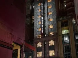 Hotel Morris Sydney, Handwritten Collection