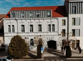 Boulevard Boutique B&B, acomoda&ccedil;&atilde;o com cozinha em Blaj