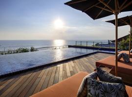 Tribe Bali Kuta Beach, hotel in Kuta