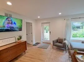 Towering Oaks Cottage