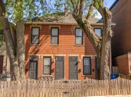 The Luxe Pearl Residences - 8ppl