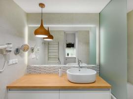 Mövenpick Balaland Resort Lake Balaton, hotel em Szántód
