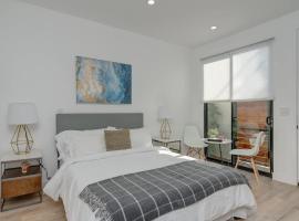 Brand New Studio in Mar Vista, hotel in Los Angeles