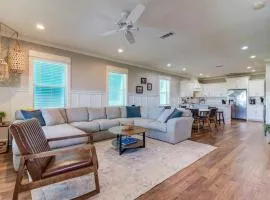 Waterfront Holiday and Mardi Gras escape