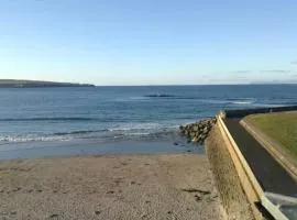 North Coast Property - Thurso Beachfront Apartment
