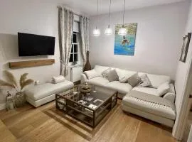 Luxury 1 Bedroom Flat in Great Location
