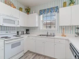 Salt-Tee Retreat, Barefoot Golf, Golfers Welcome