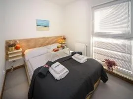 Maya's Flats & Resorts 103 - Brzeno Plaa