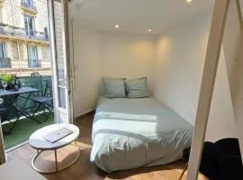 Cozy studio, balcony & AC, Heart of Nice