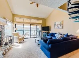 Lake Chelan Shores - Beachfront Paradise #12-4