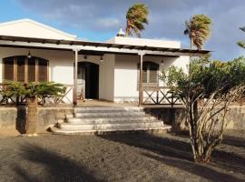 Casa Paraiso, hotel in San Bartolomé