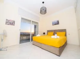 Ocean Dream - Spacious Duplex with Ocean View, Astonishing Sunset - 4 Bedrooms with Balcony - WIFI, IPTV