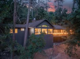 Sierra Mountain Escape - Brand new spa/game room