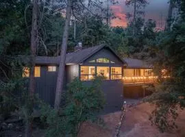Sierra Mountain Escape - Brand new spa/game room