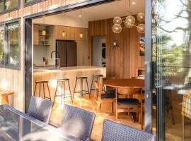 Te Toki Treehouse and Studio