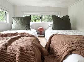 Atherton Tiny - Retreat with Fire Pit, hotel en Atherton