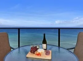 Mahana 1008 · MA 1008 Luxury BeachFront Condo