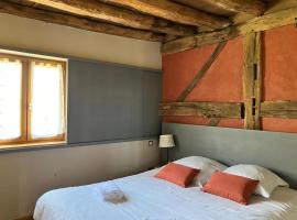 Gîte La Huzarde à Montbeugny pour 4 pers. avec animaux admis et parking - FR-1-489-599, hotel in La Faye