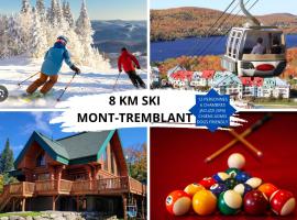 TREMBLANT Accès LAC et rivière SPA BILLARD FOYER Jaccuzi fireplace pool table lake and river access, ξενοδοχείο σε Lac-Superieur