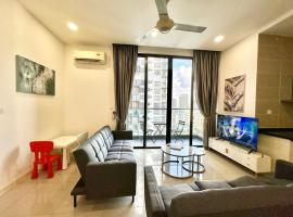 Rare D Pristine 4 bedroom condo opp Legoland, medini mall and gleneagles hospital, hotel in Iskandar Puteri