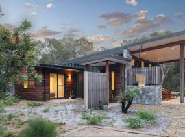 Sea Stone Rest - Sunrise at 1770, hotel in Agnes Water