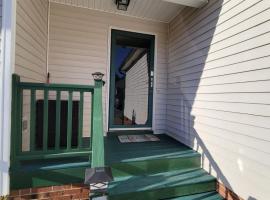 The Cambridge of Carolina, ξενοδοχείο σε Clayton