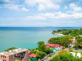 芭提雅酒店公寓 海边度假公寓 中天海滩公寓 步行街很近的民宿