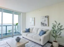Blue Harbour Amazing views 5 min downtown