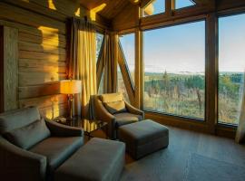 Handcrafted Log Cabin At Golsfjellet, hotel in Kamben