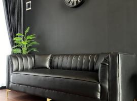 Deju Cabin with Private Pool & Mountain View, hôtel à Cilama