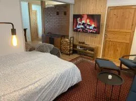 Karula Stay 3-Room House