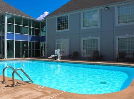 Quality Inn Crossville Near Cumberland Mountain State Park, golfový hotel v destinaci Crossville