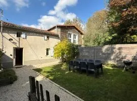 Le Hameau des possibles gites 16- personnes