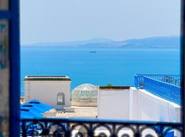 Dar El Aalia Sea View Stay in Iconic Sidi Bou Sa&iuml;d, itsepalvelumajoitus kohteessa Sidi Bou Sa&iuml;d