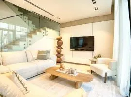 Luxury 3BR Villa with Maid Room & Private Beach Access