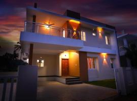 Peaceful Riverside Retreat in the City- Lavender Villa, hotel in Mūvattupula