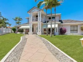 Casa Martinique 4BR Home