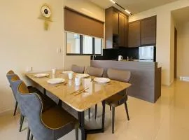 Danga Bay The Lexus Seaview 3BR 8Pax Balcony by Our Stay