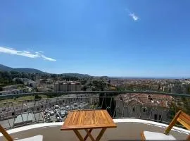 Nice 2 Pièces Vu mer Balcon