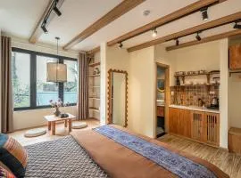 Lakeside Horizon Boutique Suites-1 min to Hoan Kiem Lake-Free Airport