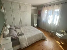 Comme à la maison B and B