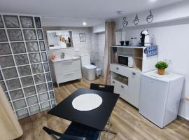 Petit Suite Alegria, Hotel in Ubrique