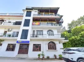 FabHotel Doon Classic Homestay